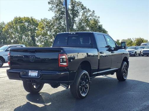 2024 RAM 2500 Laramie Crew Cab 4x4 6'4' Box