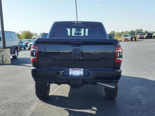 2024 RAM 2500 Laramie Crew Cab 4x4 6'4' Box