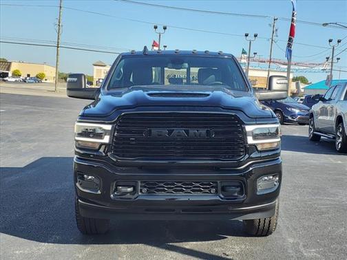 2024 RAM 2500 Laramie Crew Cab 4x4 6'4' Box