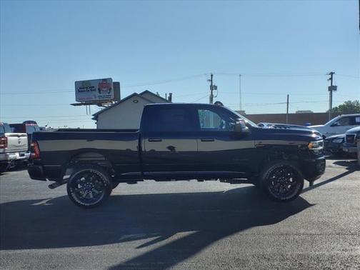 2024 RAM 2500 Laramie Crew Cab 4x4 6'4' Box