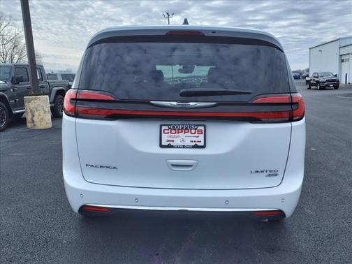 2024 Chrysler Pacifica Limited