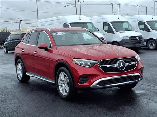 2025 Mercedes-Benz GLC 300 4MATIC