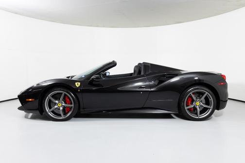 2019 Ferrari 488 Spider Base