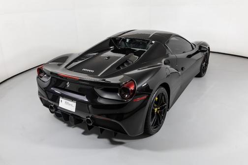 2017 Ferrari 488 Spider Base