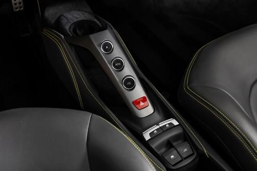 2017 Ferrari 488 Spider Base