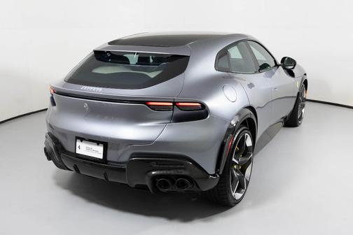 2024 Ferrari Purosangue Base