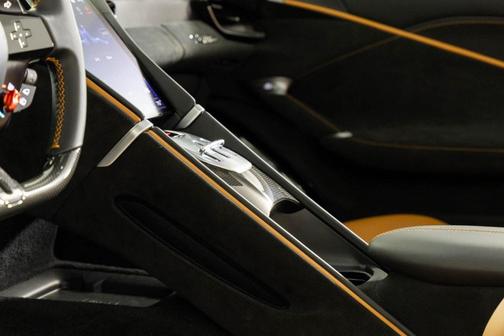 2024 Ferrari Roma Spider Base