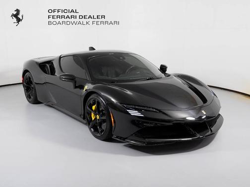 2023 Ferrari SF90 Stradale Base