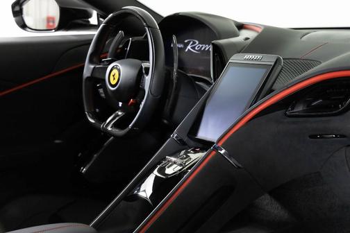 2021 Ferrari Roma Base