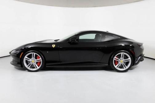 2021 Ferrari Roma Base