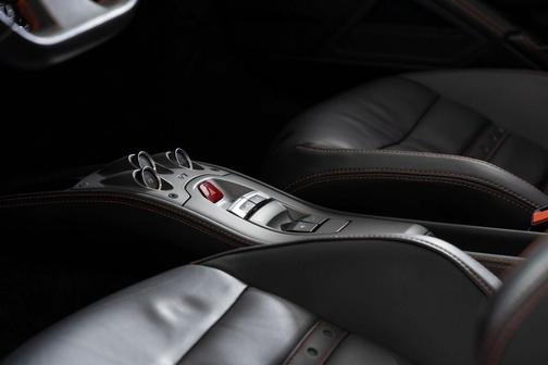 2013 Ferrari 458 Spider Base