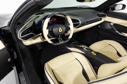 2024 Ferrari 296 GTS Base