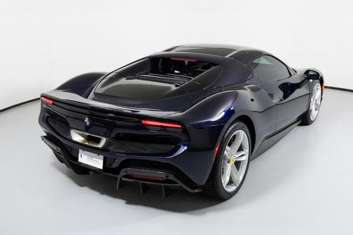 2024 Ferrari 296 GTS Base