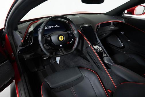 2024 Ferrari Roma Base