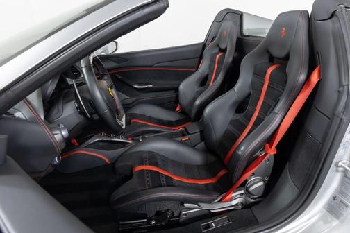 2018 Ferrari 488 Spider Base