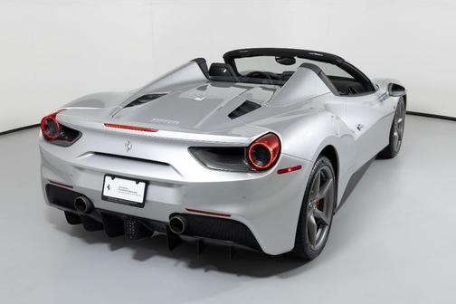 2018 Ferrari 488 Spider Base