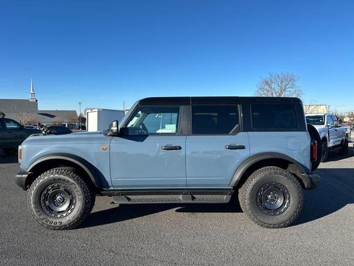 Gray 2025 Ford Bronco Badlands