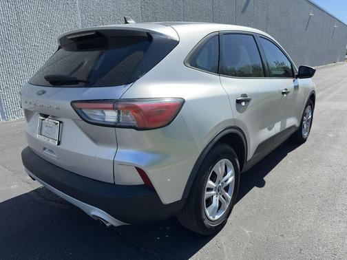 Ingot Silver Metallic 2020 Ford Escape S