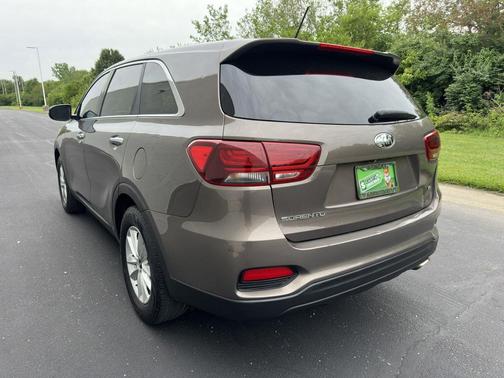 Dragon Brown 2020 Kia Sorento LX