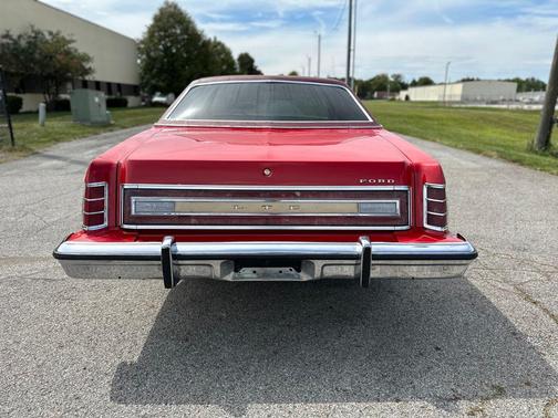 Red 1975 Ford LTD ltd