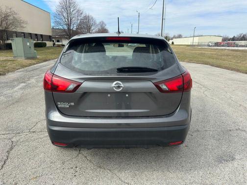 2018 Nissan Rogue Sport S
