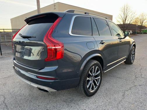 Denim Blue Metallic 2018 Volvo XC90 T6 Momentum