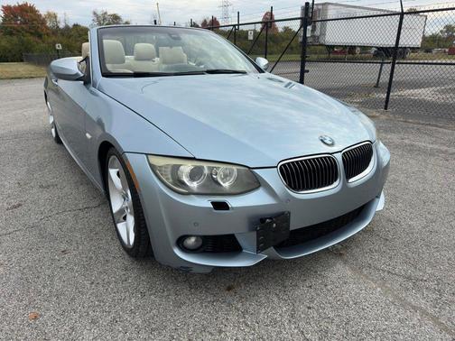 2011 BMW 335 335i