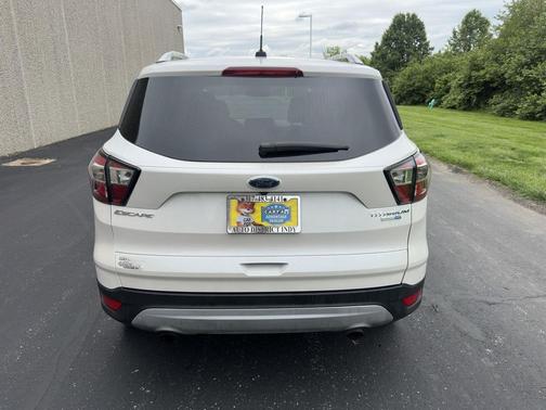 White Platinum Metallic Tri-Coat 2017 Ford Escape Titanium