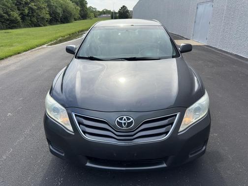 Magnetic Gray Metallic 2010 Toyota Camry LE