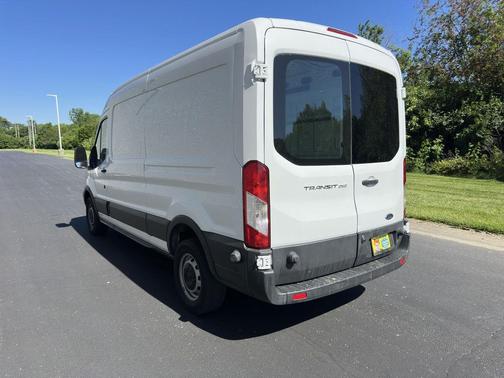 Oxford White 2017 Ford Transit-250 Base