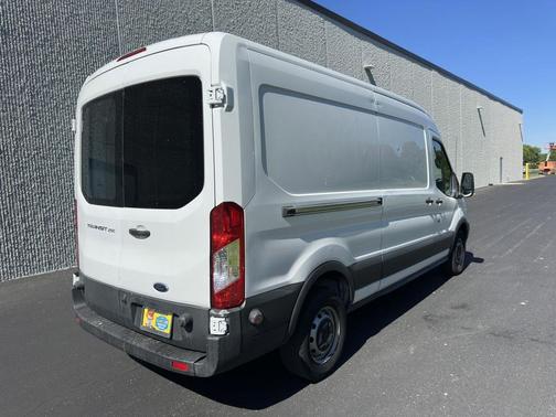 Oxford White 2017 Ford Transit-250 Base