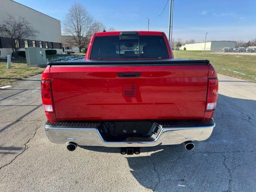Flame Red Clearcoat 2019 RAM 1500 Big Horn