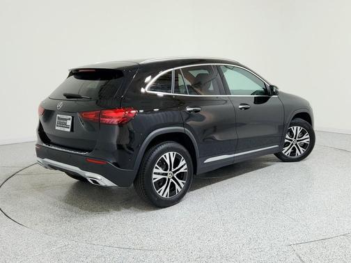 2025 Mercedes-Benz GLA 250 4MATIC