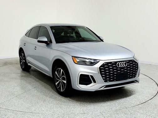 2022 Audi Q5 45 S line Premium Plus