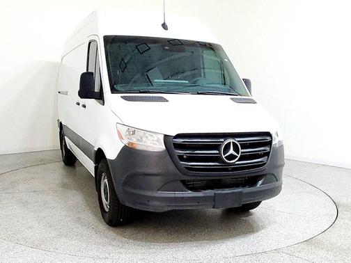 2023 Mercedes-Benz Sprinter 2500 Standard Roof