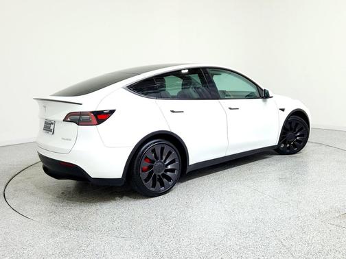 2022 Tesla Model Y Performance Dual Motor All-Wheel Drive