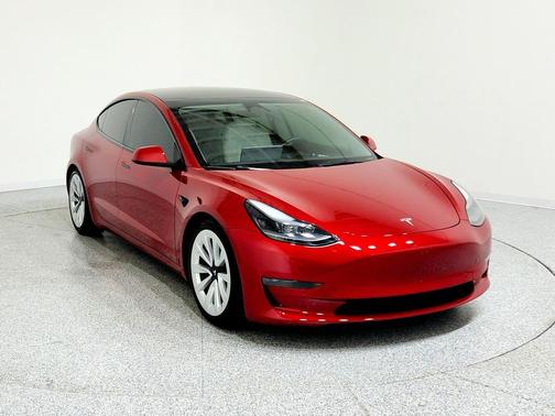 2022 Tesla Model 3 Standard Range