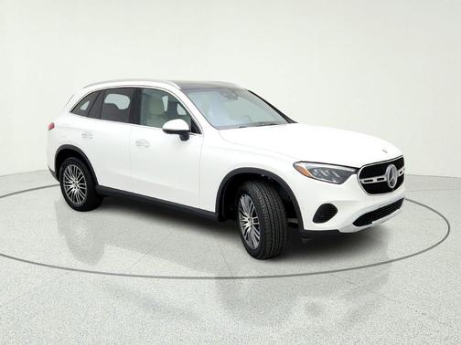 Polar White 2026 Mercedes-Benz GLC 300 Base