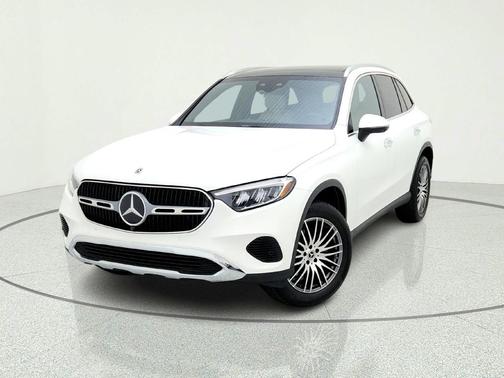Polar White 2026 Mercedes-Benz GLC 300 Base