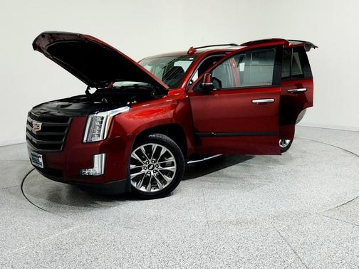 2020 Cadillac Escalade Luxury