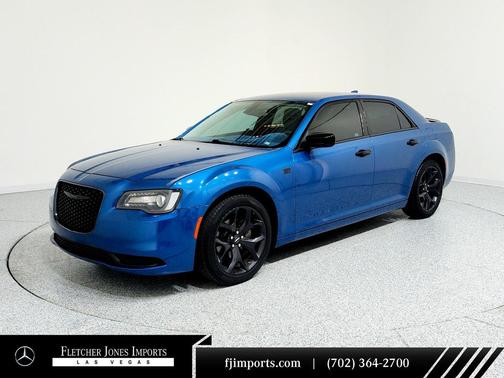 2022 Chrysler 300 Touring