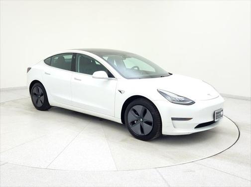 2020 Tesla Model 3 Standard Range Plus