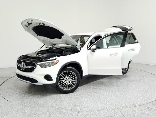 2025 Mercedes-Benz GLC 300 4MATIC