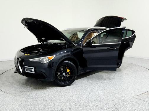 2019 Alfa Romeo Stelvio Ti Sport