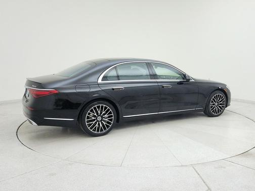 2025 Mercedes-Benz S-Class 4MATIC
