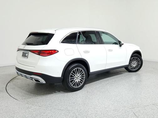 2025 Mercedes-Benz GLC 300 Base