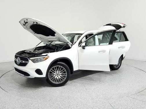 2025 Mercedes-Benz GLC 300 Base