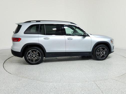 2026 Mercedes-Benz GLB 250 Base