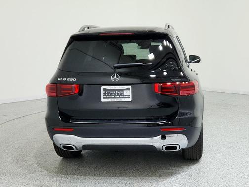 2026 Mercedes-Benz GLB 250 Base