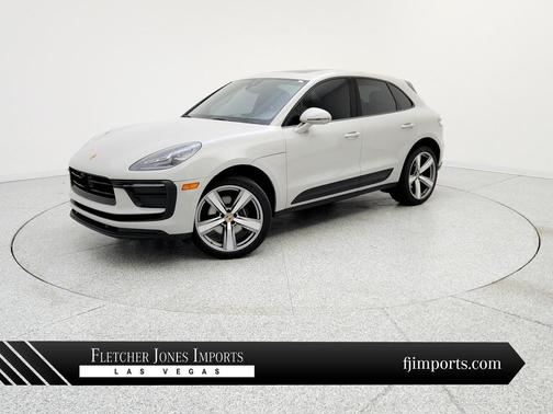 2023 Porsche Macan 